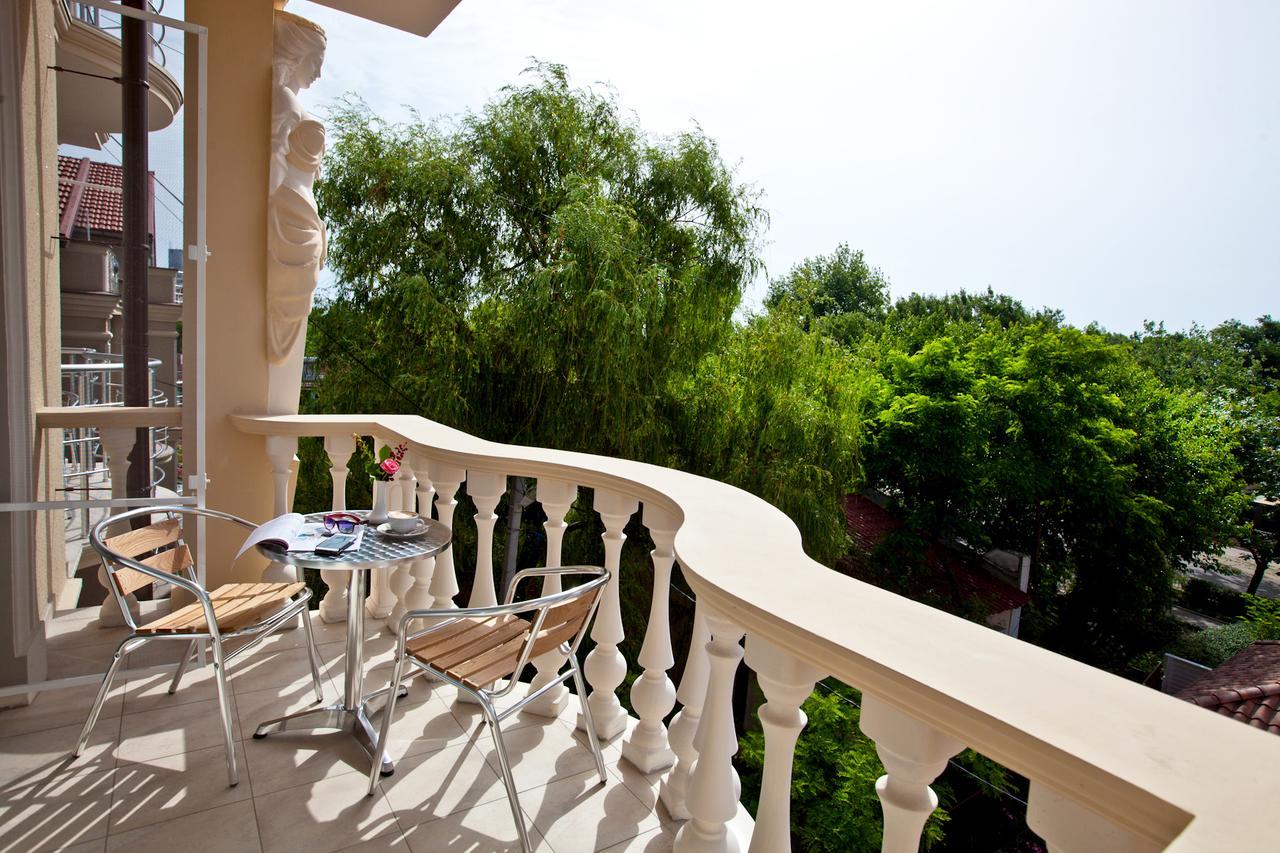 Pharaon De Lux Hotel Zatoka Exterior foto
