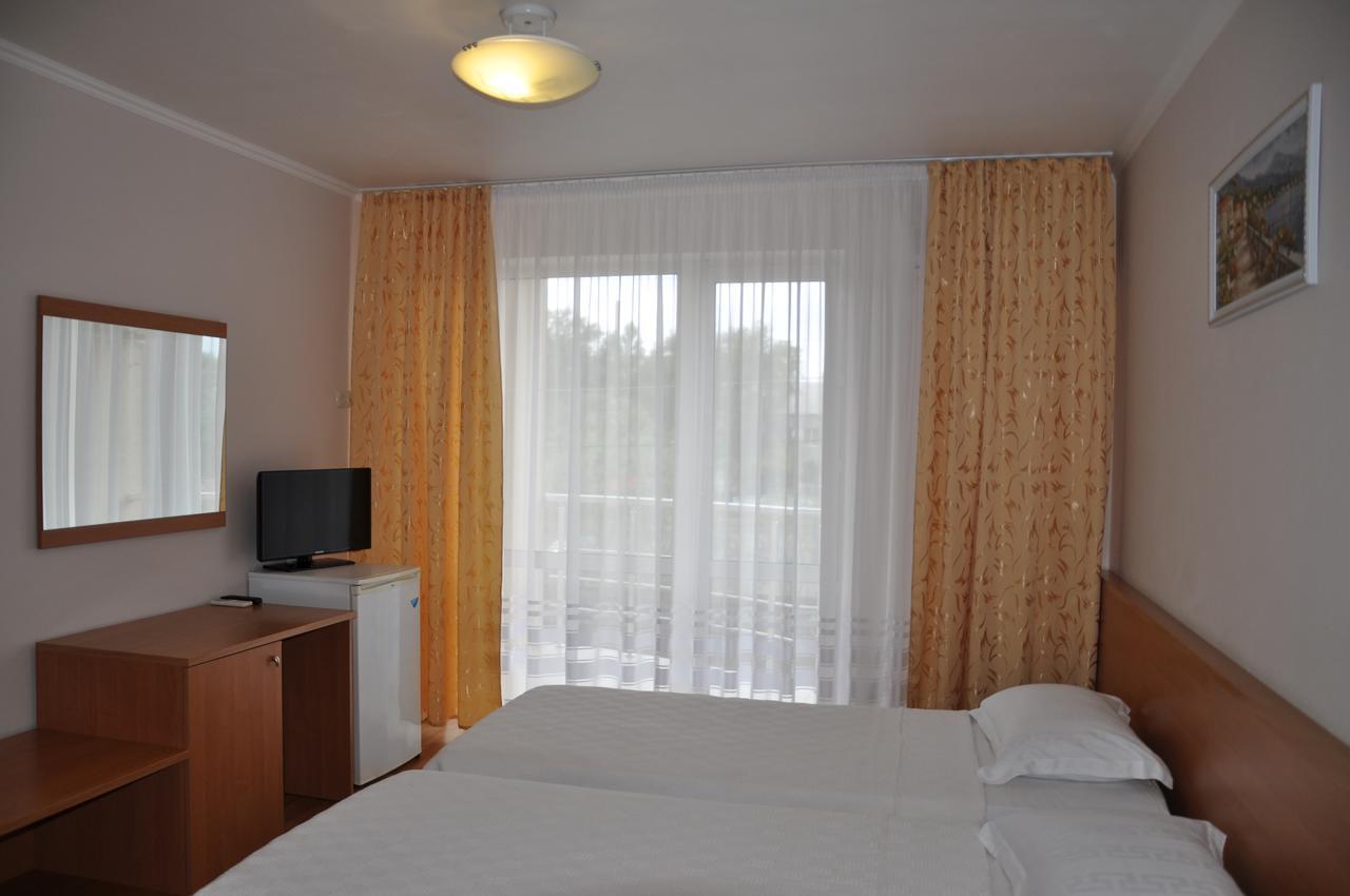 Pharaon De Lux Hotel Zatoka Exterior foto